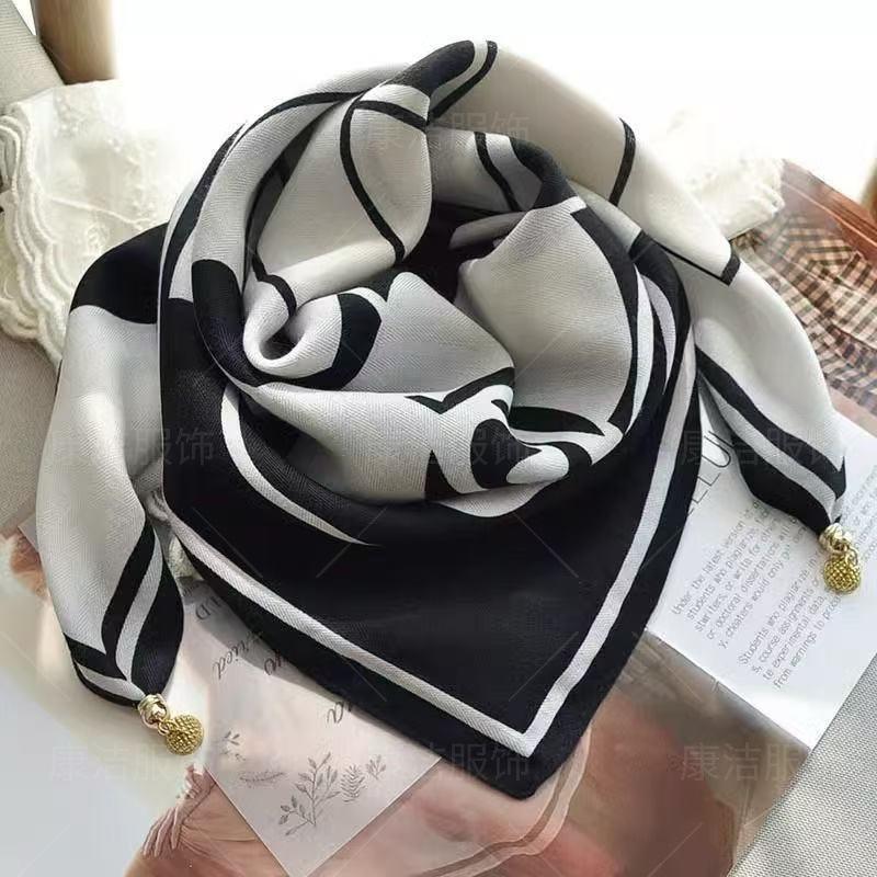 

Warm scarf One size