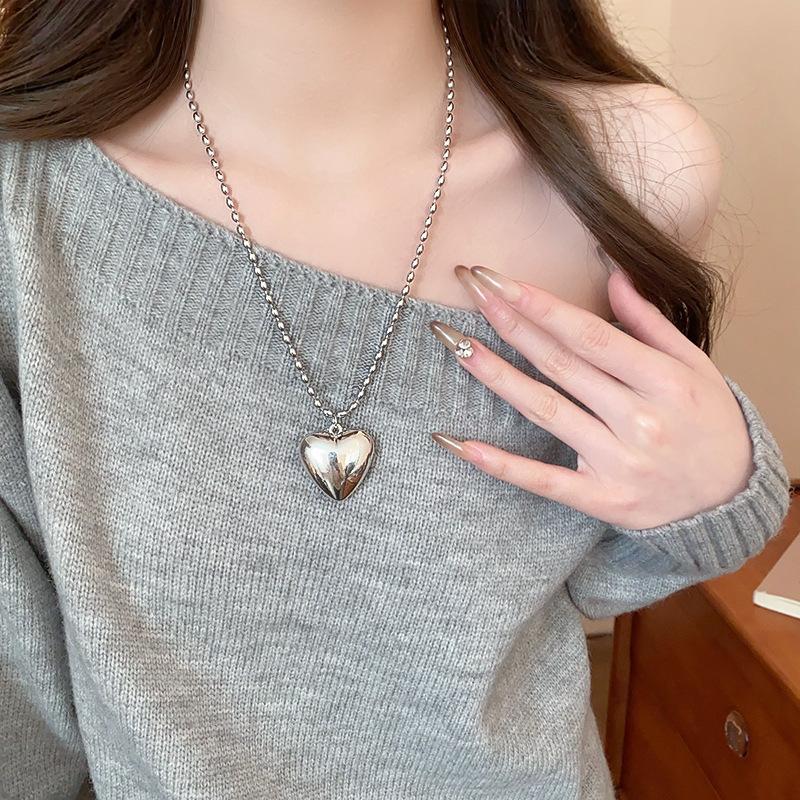 Empress Dowager Love Saturn Item Sweater Chain Niche Versatile Premium Jewelry