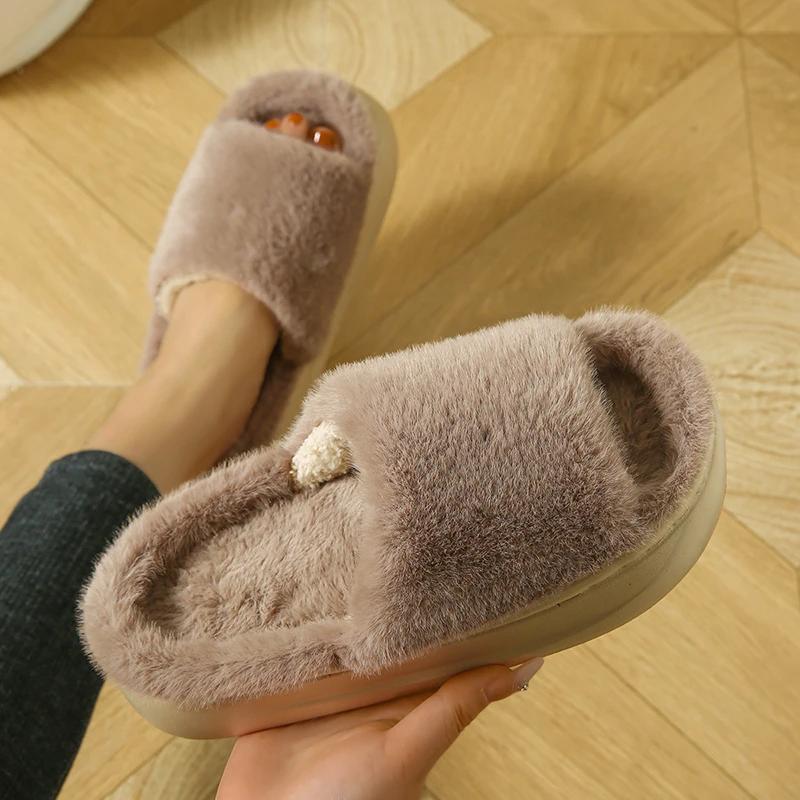 Fashion Fluffy Women's Slippers Home Winter Luxury Design Woman Shoes Flat Fashion Fuzzy Fur Slides Casual Indoor Elegant Plush Footwear