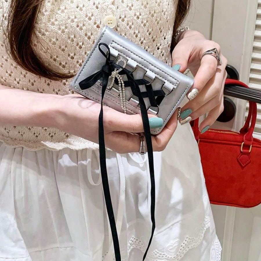 Sweet Style Lace Bowknot Short Wallet For Women Button-Up Trifold Card Holder Wallet Mini Wallet Purse Wallet Small Wallet Cute Wallet