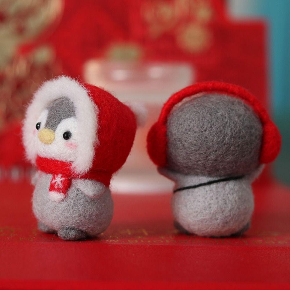 Toys Beginner Material Kit Penguin Wool Needle Felt Kit Unfinished Felt Kit Penguin Cartoon Toy