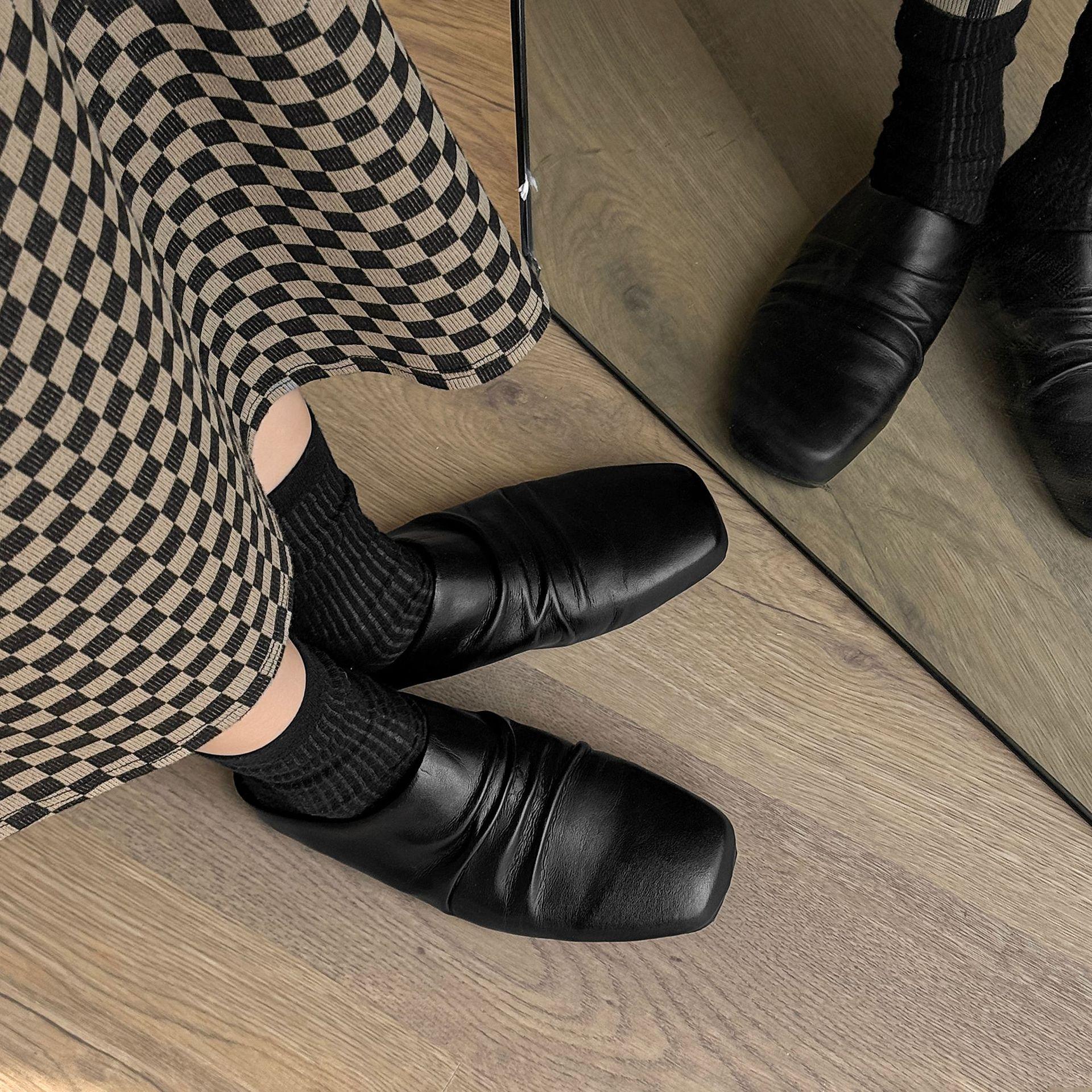 

Retro one-pedal lazy muller shoes British style small leather shoes square head couple slippers 14949-24249-A 39