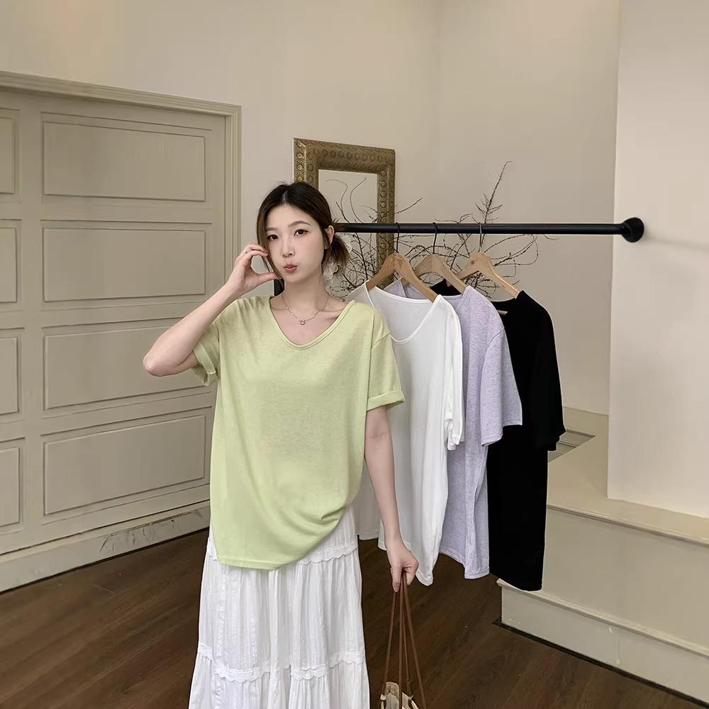 2026 Summer Women s Plus Size V-neck Short Sleeve Loose Slimming T-Shirt 3XL