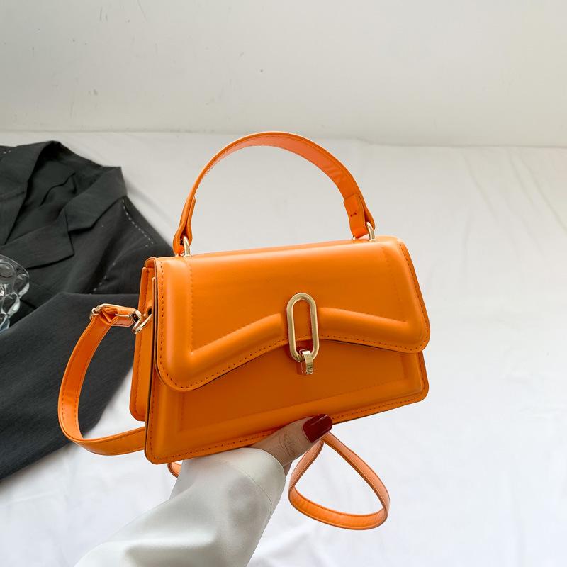 

Текстурированная ручная сумка-подмышка, маленькая квадратная сумка, новая летняя трендовая повседневная ретро одноплечевая однотонная сумка-мессенджер для женщин 2025 оранжевый