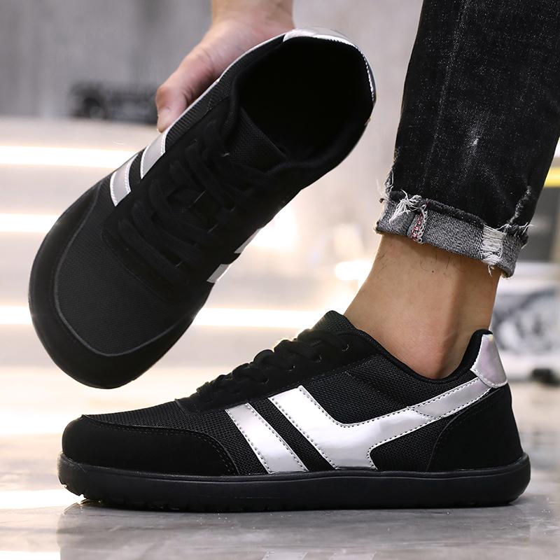 Men's Minimalist Barefoot Shoes Cross Training Shoes Anti Slip Wide Toe Walking Shoes Lightweight Tennis Social Shoe Male 2025