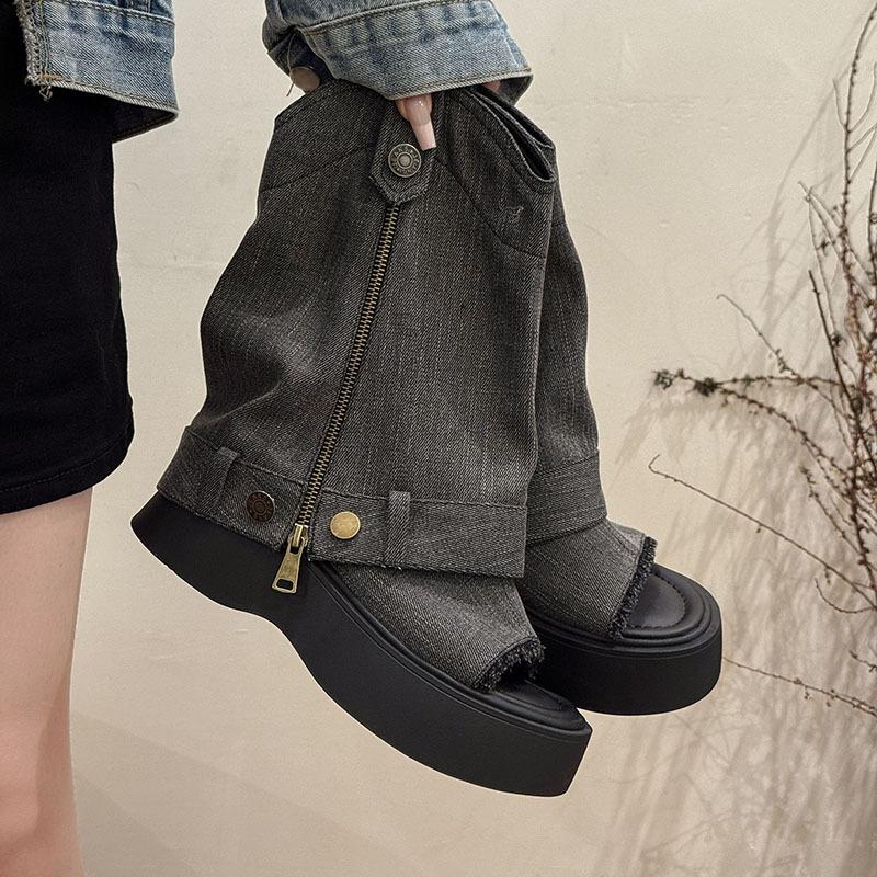 2025 novas botas plataforma de ganga muffin duas formas de usar finas frescas Botas Martin Botas de motociclista Botas finas Spice girl sapatos femininos