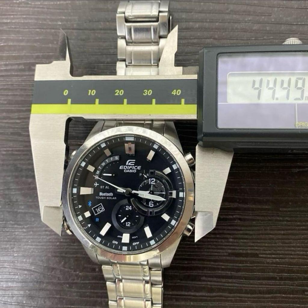Brukt [Fungerende gjenstand] EDIFICE CASIO/Casio EQB-510 Bluetooth