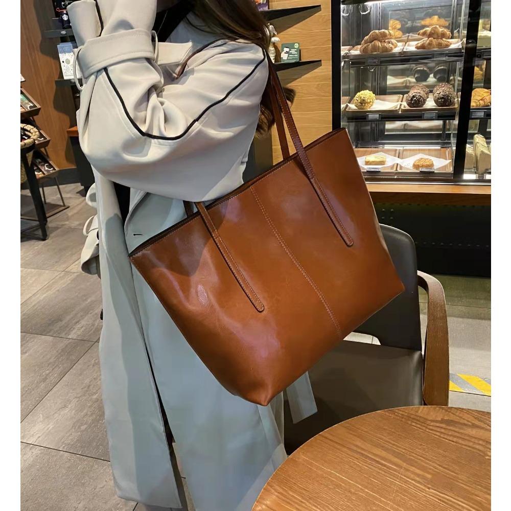 New Leather Women's Bag Fashionable Retro Oil Wax Leather Textured Shoulder Bag Daily Commuting Large-capacity Computer Tote Bag