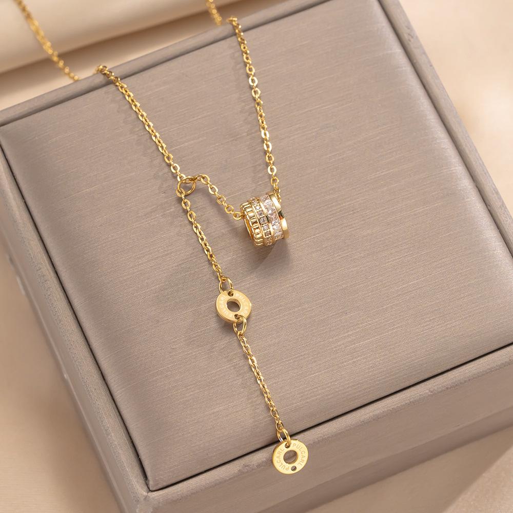 Set of Slim Waist Titanium Steel Women's Necklace - Inlaid Light Luxury Versatile Choker