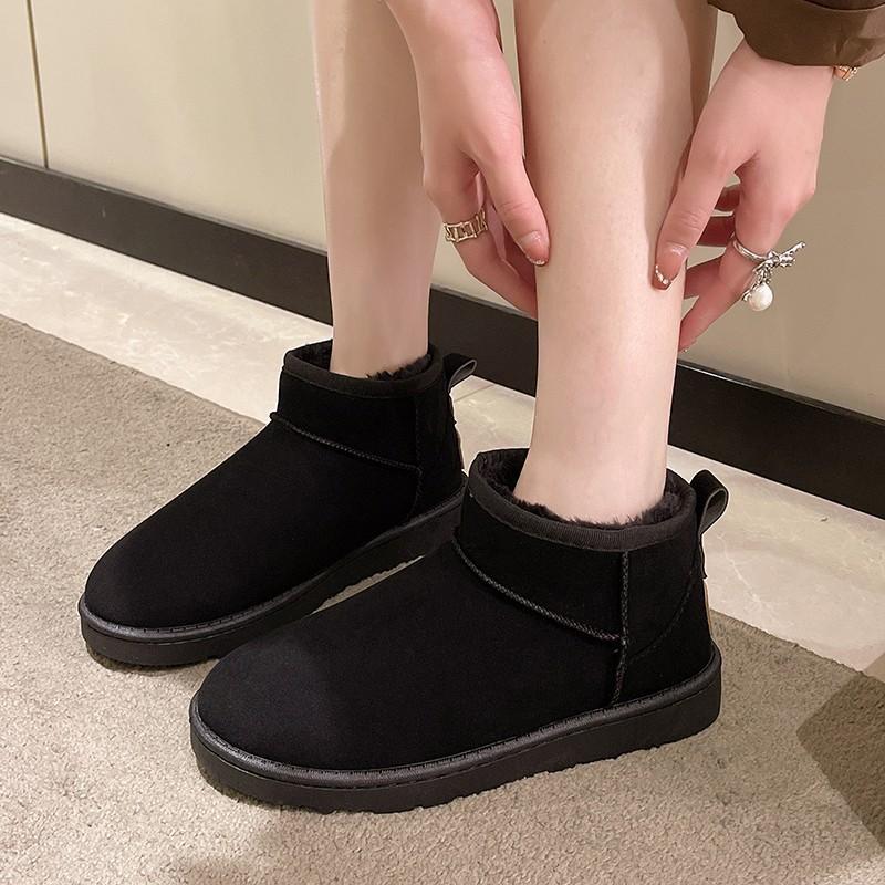 Fleece thickened snow boots women's winter new shoes flat shoes thermal shoes women's shoes short boots autumn and winter