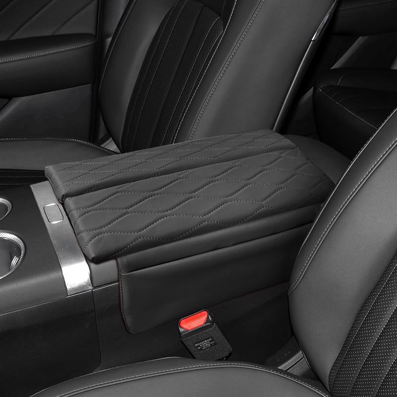 Qiyuan E07 Center Console Armrest Box Protective Cover & Leather Booster Seat Cover for Interior Modification