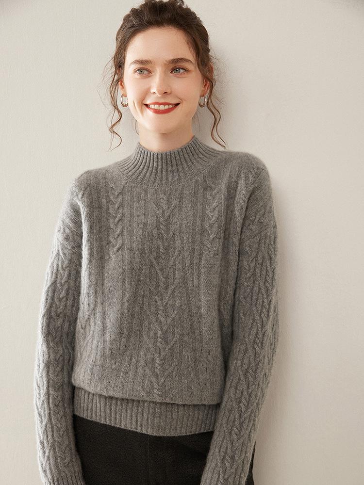 Retro Cable Knit Three-Ply Thickened Loose Pullover Sweater for Autumn and Winter