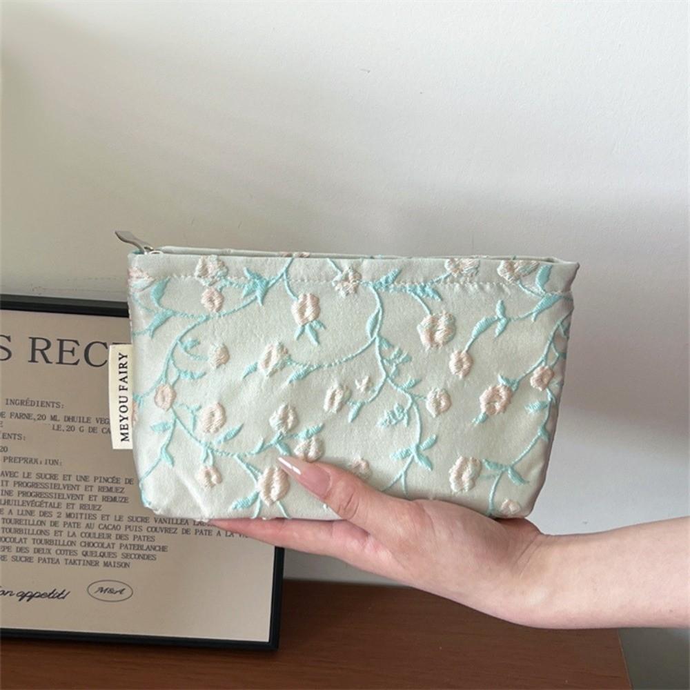 Portable Flower Pattern Makeup Bag Large Capacity Zipper Closure Cosmetic Storage Pouch Cosmetic Bag Travel Toiletry Pouch