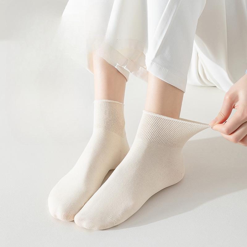 Loose-fitting Socks for Women, Mid-calf Socks for The Elderly, Boneless and Traceless Socks, Swollen Feet, Loose Air-conditioned Socks, Sleeping Socks