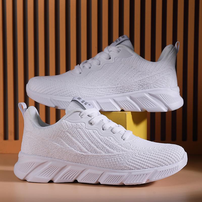 All black women's shoes spring and autumn mesh shoes women's breathable black sports shoes women's soft-soled running shoes casual couple shoes