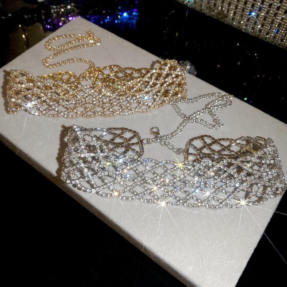 Simple Crystal Hollow Necklace Rhinestone Sparkling Collar Chain  Women