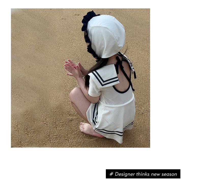 Mädchen 2025 Koreanischer Off-White Badeanzug mit Rock - Stilvolle Sommer-Strandbekleidung