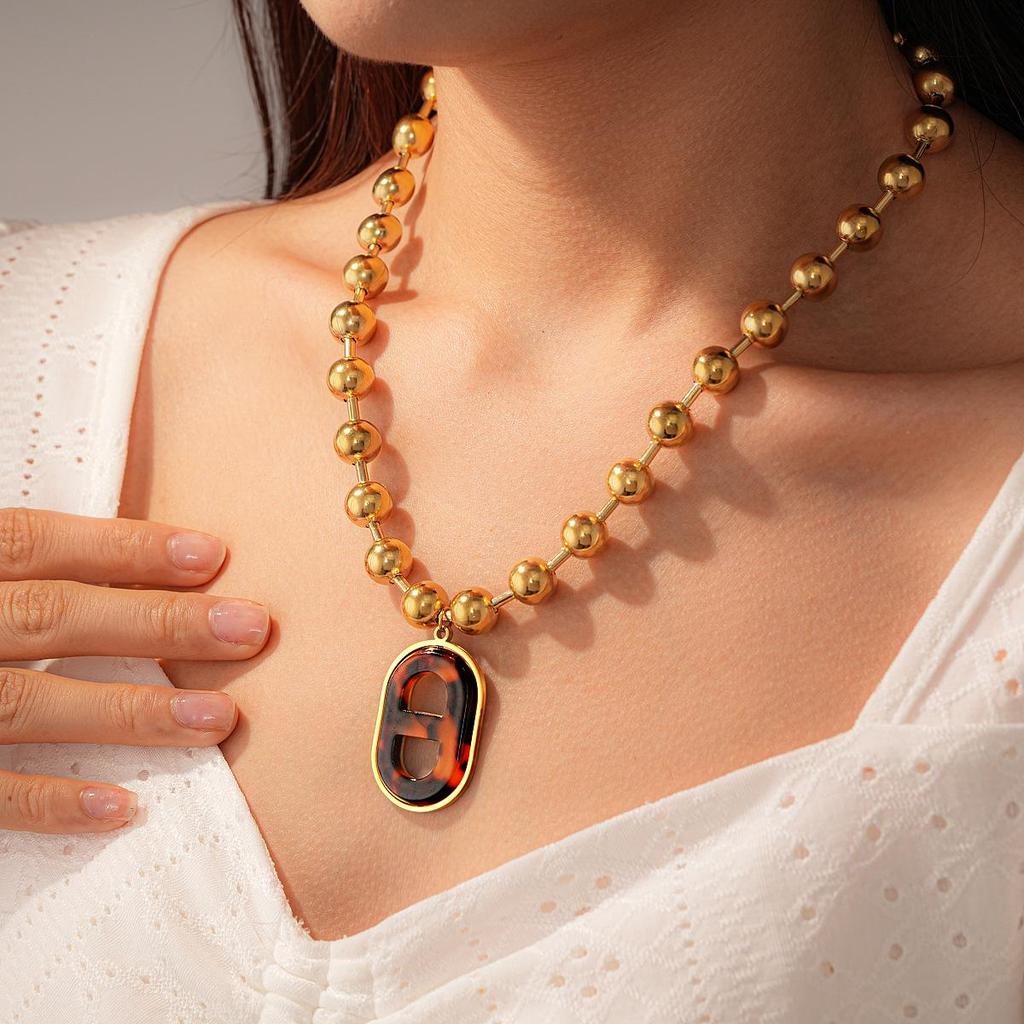 Retro European-American Beaded Titanium Steel Butterfly Flower Necklace with High-End Style