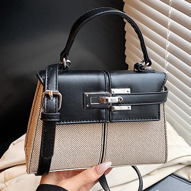 2025 summer new simple retro women's bag fashion niche portable messenger small square bag French simple commuter bag