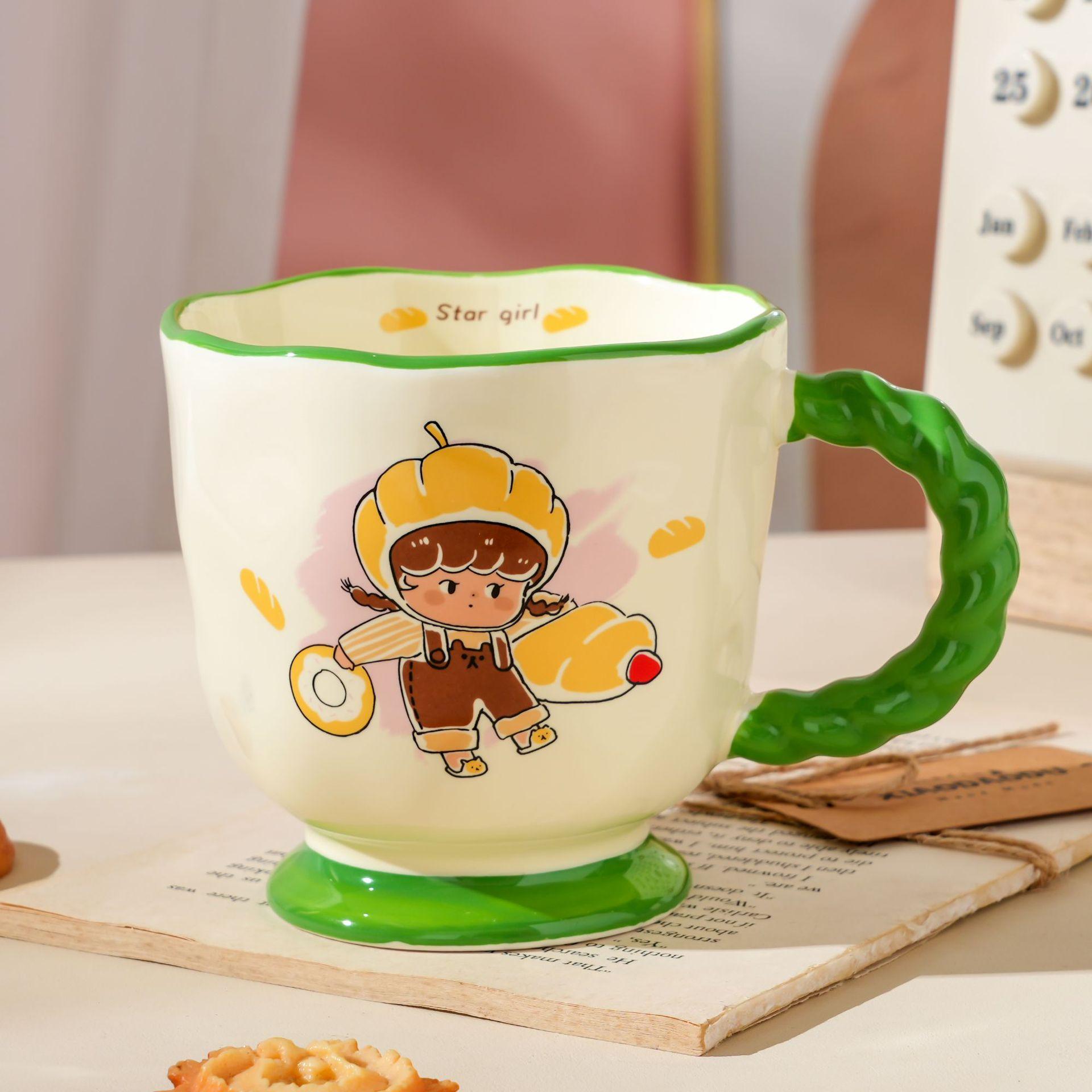 

Cartoon girl ceramic mug without lid spoon afternoon tea coffee cup high-value souvenir water cup for girlfriends 401-500ml зелений