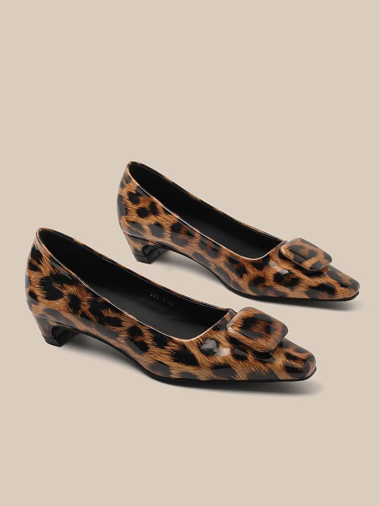 New square head medium thick heel shallow mouth single shoes square buckle versatile commuting one pedal Mary Jane women's single shoes