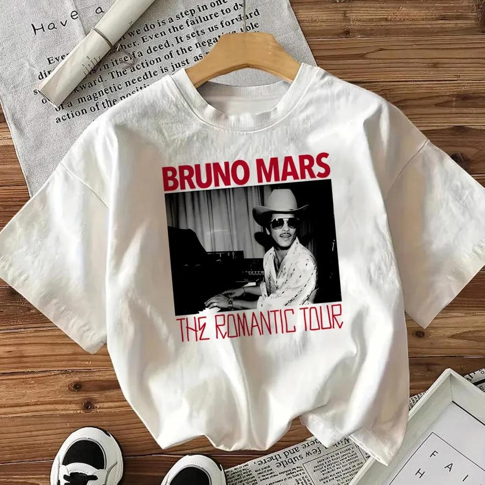 

Bruno Mars Punk Pink Portrait Graffiti Vintage Oversized White T-Shirt | Pop Music Fan Streetwear Merch Tee XXXL