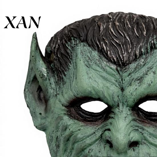 Gruseliges Halloween-Kostümzubehör Grüne Vampirmaske, Halbgesichtsmaske mit spitzen Ohren & scharfen Zähnen, Retro verwittert Party Leichtgewicht PU