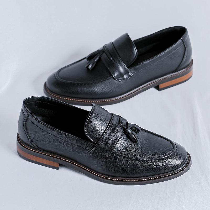 Classic British Style Tassels Loafers Thick Sole Pointed Toe Designer Leather Shoes High-quality Business Formal Casual Shoes