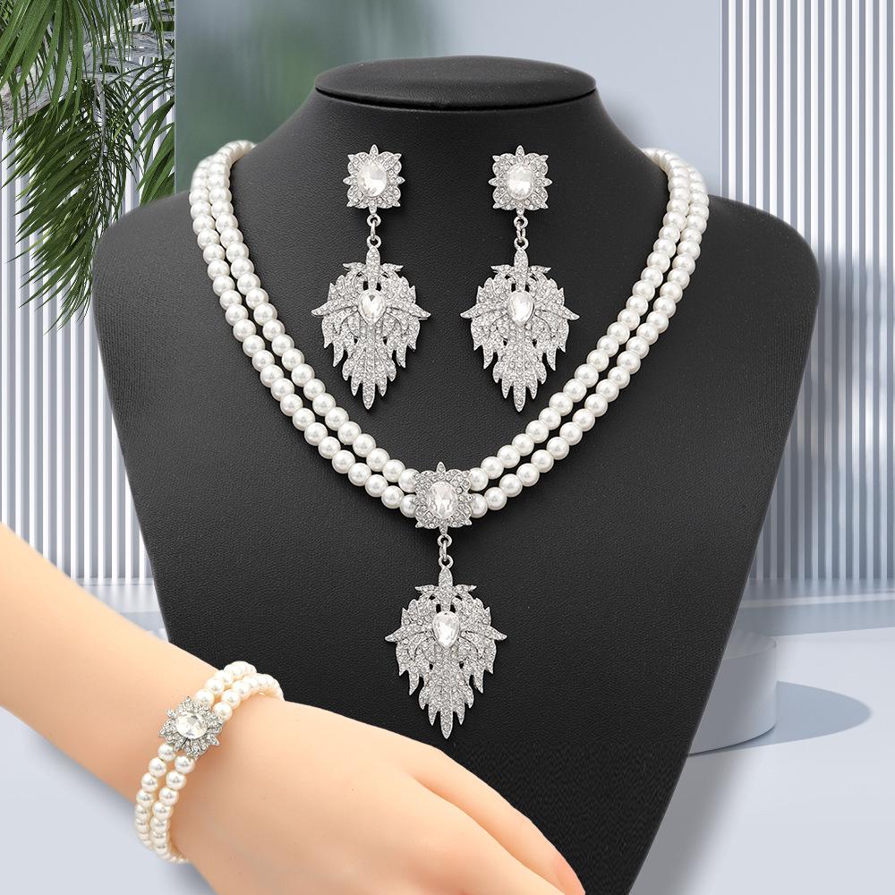 Elegant Floral Pearl Jewelry Set for Brides - Necklace, Earrings & Bracelet In Luxurious Style