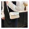Retro Texture Small Bag Female Casual Handbag Small Square Bag Fashionable Fashionable Commuter Crossbody Bag