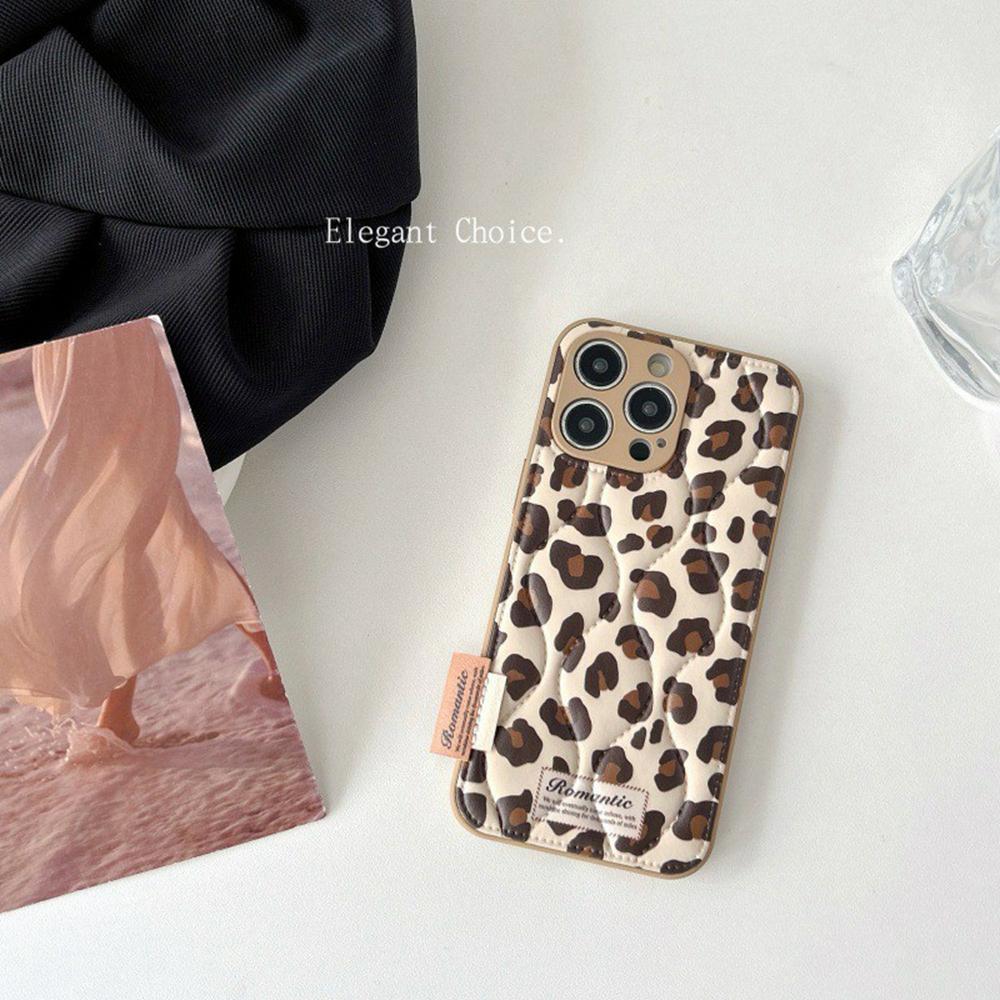 For iPhone 16 Pro Max Case Down Jacket Leopard Print Acrylic Phone Back Cover