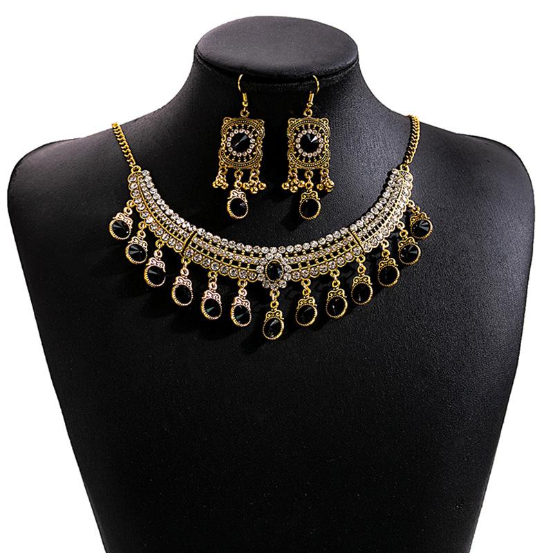 Vintage Exaggerated Rhinestone Necklace, Dinner Dress Geometric Square Jewelry Set With Diamond Water Drop Earrings For Women