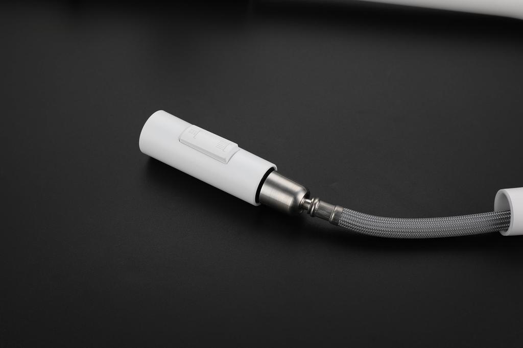 New Release Temperature Display Industry Touch Sensor Mixer Easy Sensor Touch Multifunctional Kitchen Mixer Temporary Water Hot and Cold Mixer Nickel