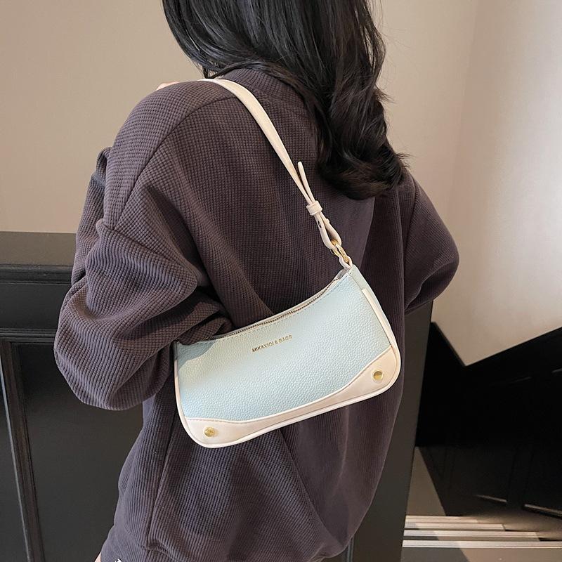 New Fashion Shoulder Messenger Bag Women's Versatile Portable Underarm Bag