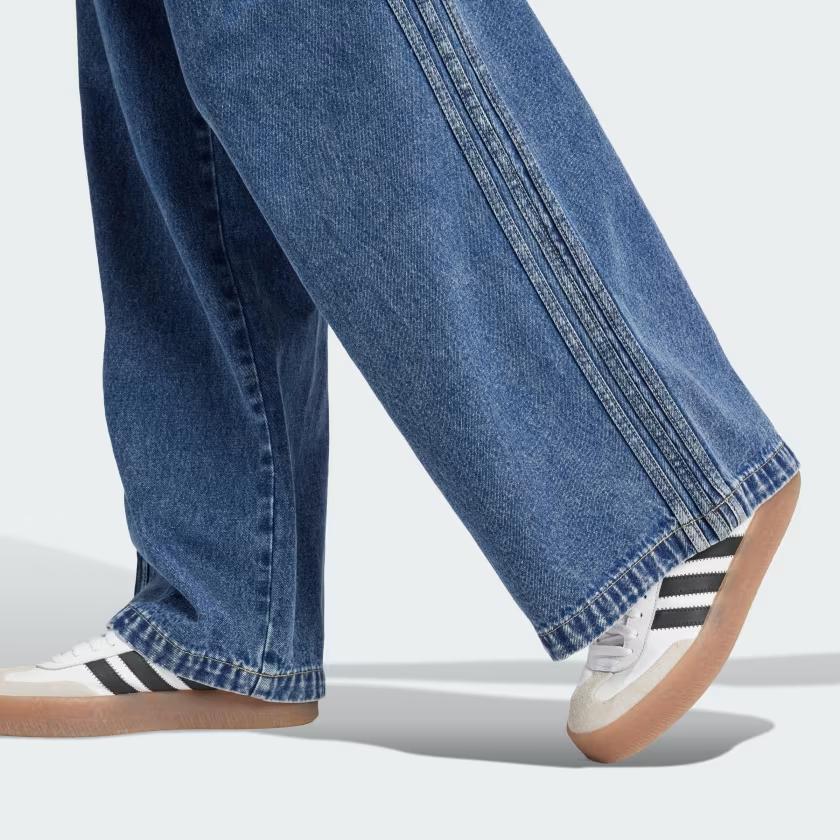 adidas Originals Premium Essentials Jeans a Gamba Larga Vita Alta Chiusura con Zip Logo Ricamato Donna Jeans Blu IW5760