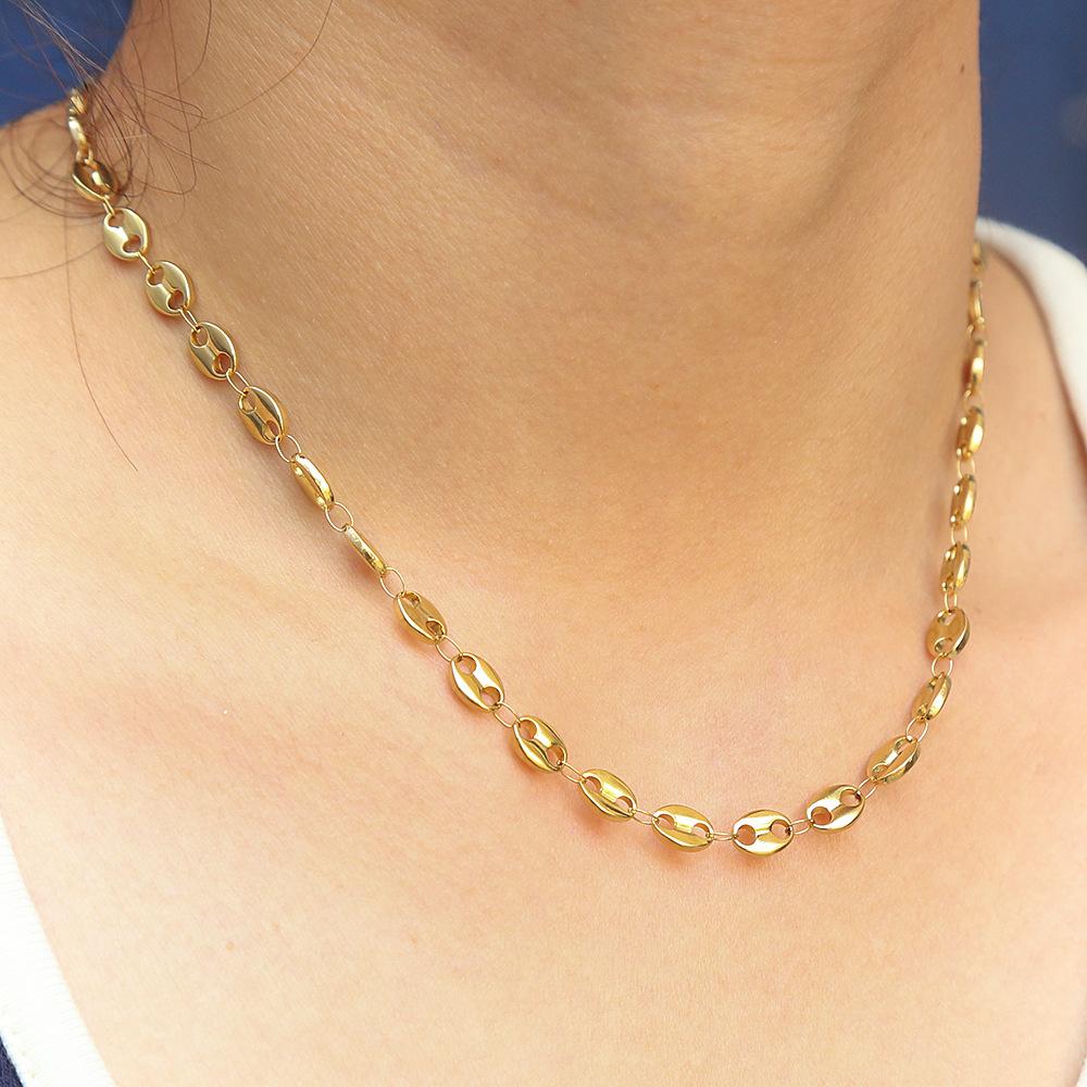 

Дизайнерское ожерелье в виде носа свиньи из золота премиум-класса с кофейными зернами, простое и универсальное, темпераментное ожерелье в виде ключицы золотой