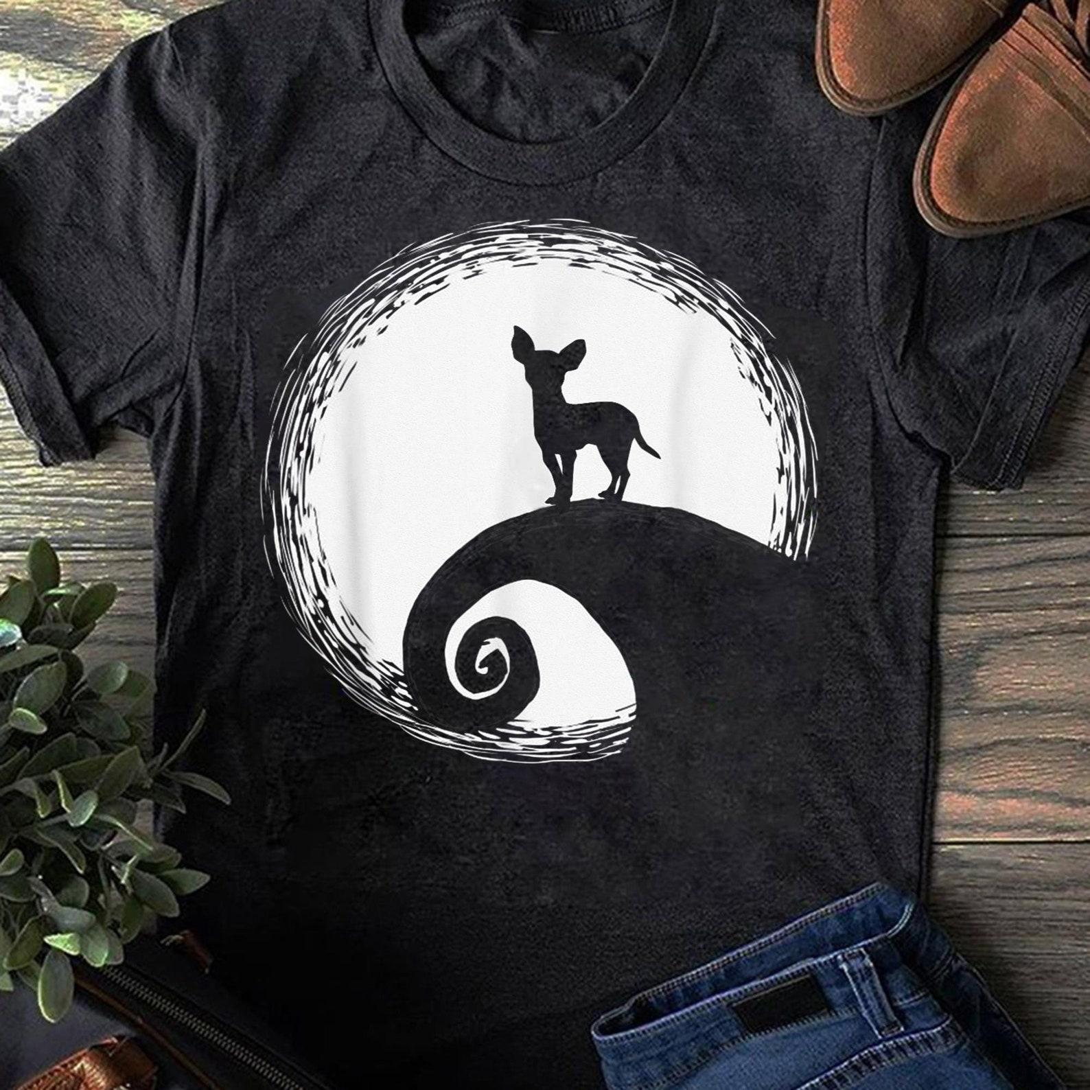 Chihuahua Halloween T-Shirt: Funny Dog Moon Graphic Tee L
