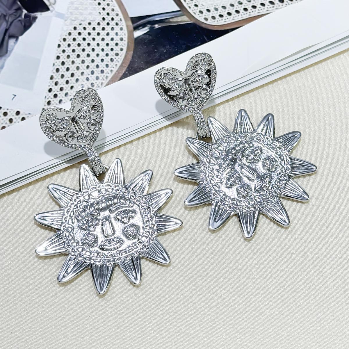 

Трендовые простые модные серьги-подвески из сплава в виде подсолнуха, преувеличенные универсальные серьги-подвески