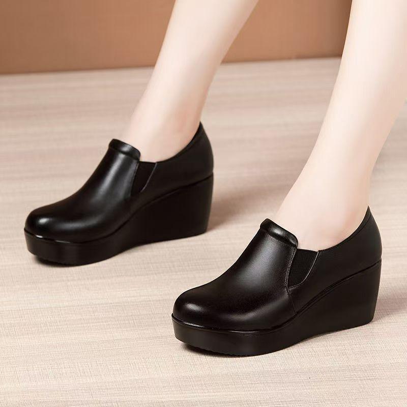 Women's New Fashionable Soft Leather Wedge Heel Single Shoe with Round Toe, Anti Slip and Comfortable Soft Sole Leather Shoes