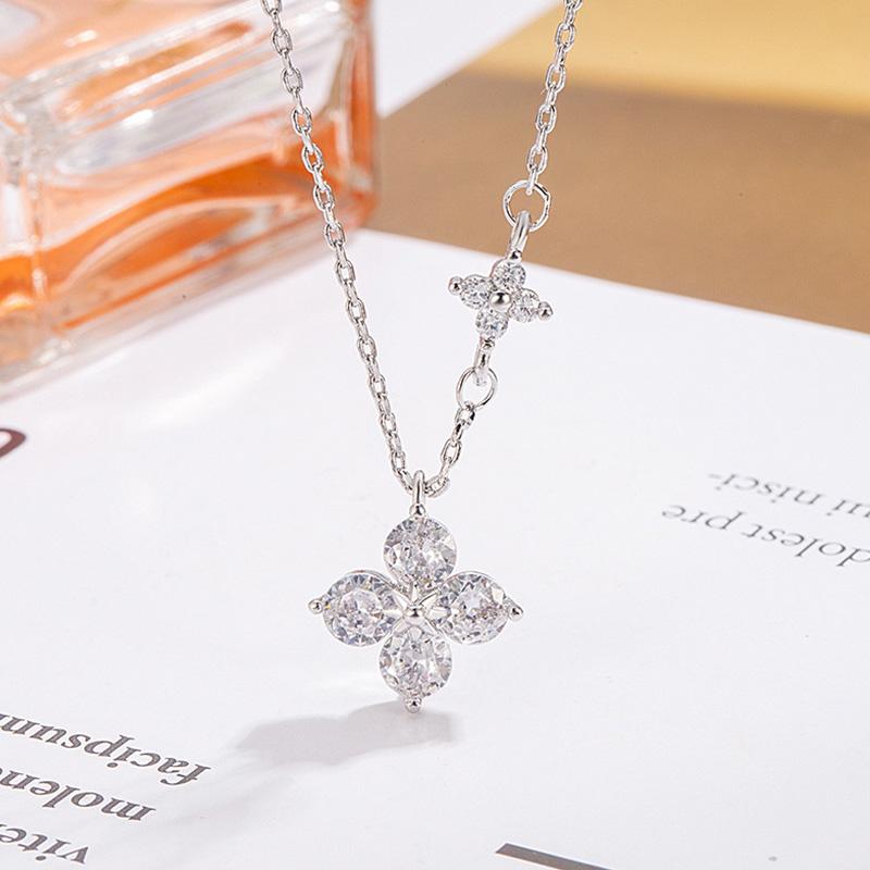 

925 Sterling Silver Dainty Lucky CZ Leaf Necklace for Women 14k Gold Plated Flowers Elegant Pendant Necklace Wedding Jewelry