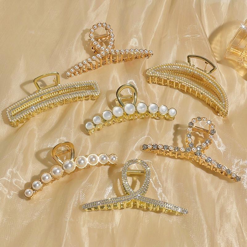Pearl Cross Alloy Gripper Korean Version Pearl Metal Large Grip Clip Pearl Hair Clip Hair Accessory with Fairy Like Aura