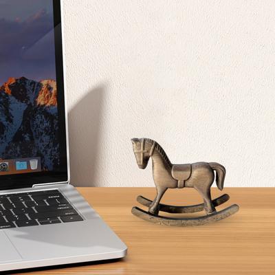 Statuetta Cavallo a Dondolo in Legno Retro Ornamento Cavallo in Miniatura Rustico Statua Cavallo a Dondolo da Tavolo per Casa Mensola Vetrina
