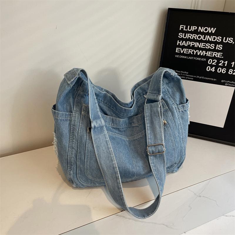 Japanese Retro Denim Shoulder Bag Women's Casual Lazy Wind Messenger Bag Literary and Simple Casual College Student Bag