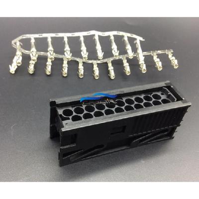 Otomobil Elektroniği Aksesuarları – Kablolar, Adaptörler ve Soketler