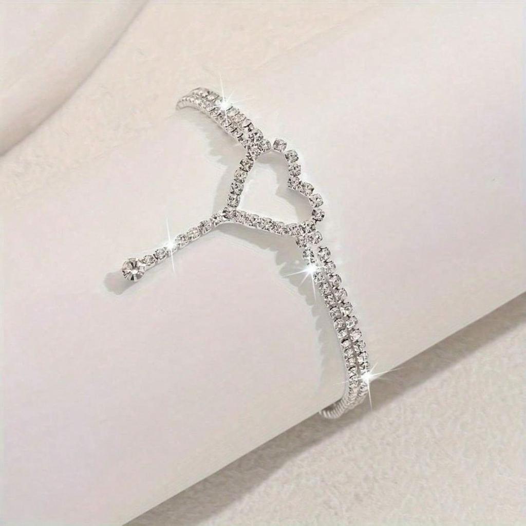 1 Fashionable Women's Ankle Chain, Exquisite Heart-shaped Pattern Ankle Chain, Suitable for Daily Wear and Holiday Gift Giving