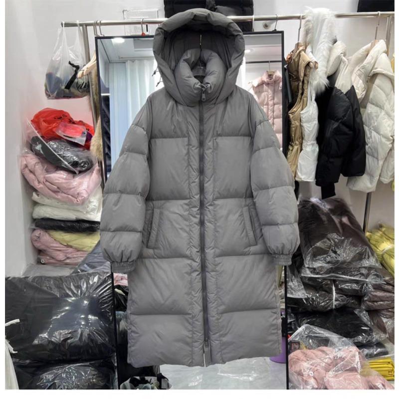 

Темно-серый большой стеганый пуховик женский новый утолщенный пух белой утки супер длинный до колена свободное пальто S (80-65kg wearable) серый
