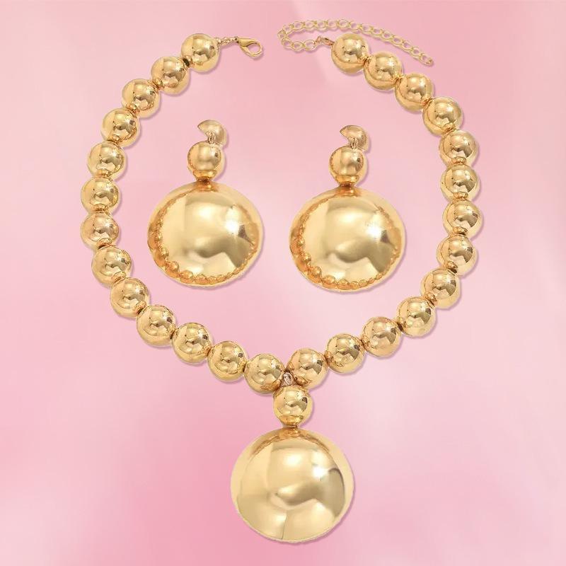 New Accessories Exaggerated Geometric Cyberwind Beads Necklace Jewelry Simple Beaded Neck Chain Choker Female