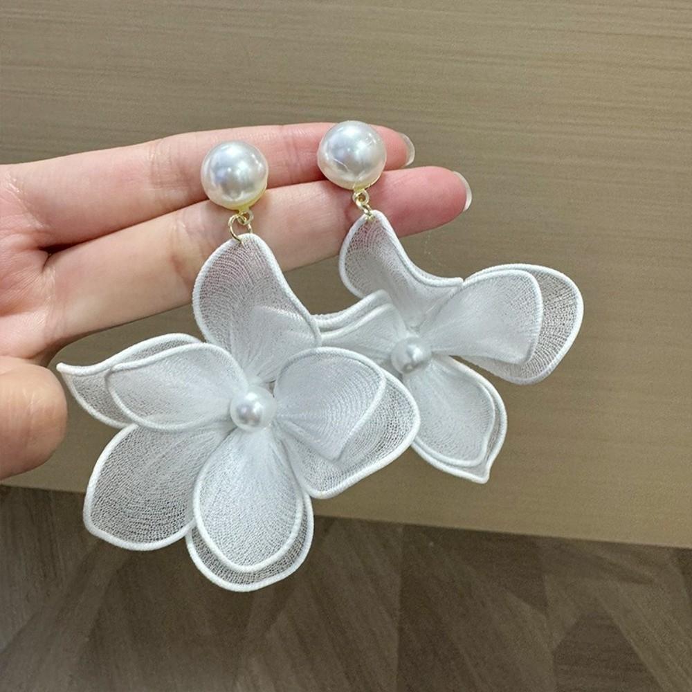 Exquisite Sweet Mesh Flower Dangle Earrings Elegant Pearl Beach Earrings Women Ear Jewelry Petals Stud Earrings Gifts