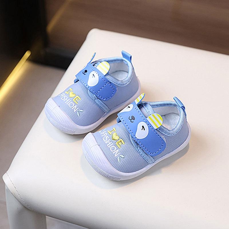 Spring/Autumn Walking Shoes, Infant Shoes for Boys and Girls 0-1-2 Years Old, Cartoon Cloth Shoes with Sound, Baby Squeaky Shoes.