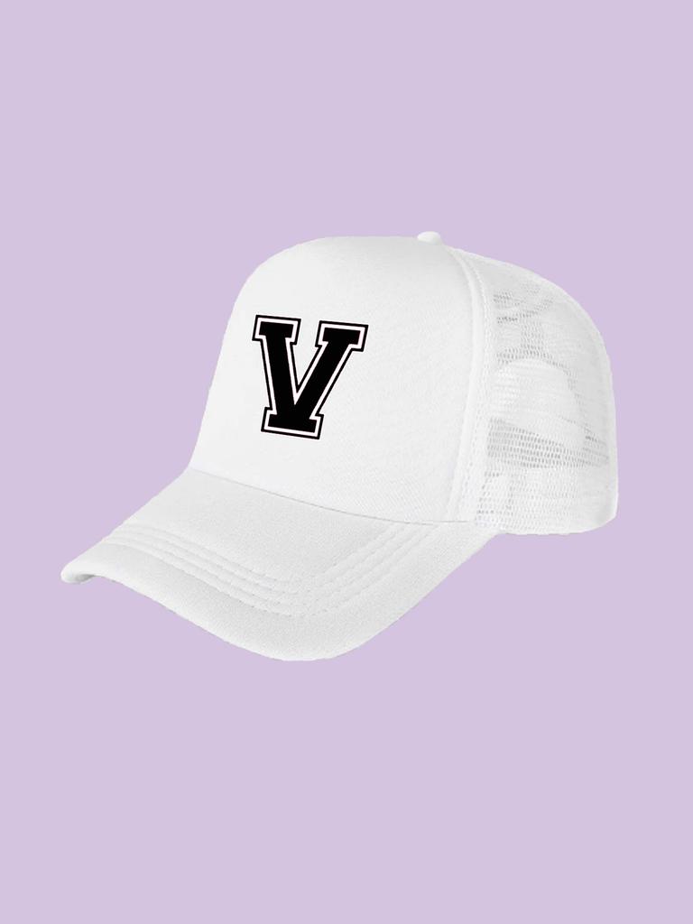 1Pc children's 26 letter printed baseball cap, fashionable sunshade duckbill cap for spring summer, breathable mesh trucker cap